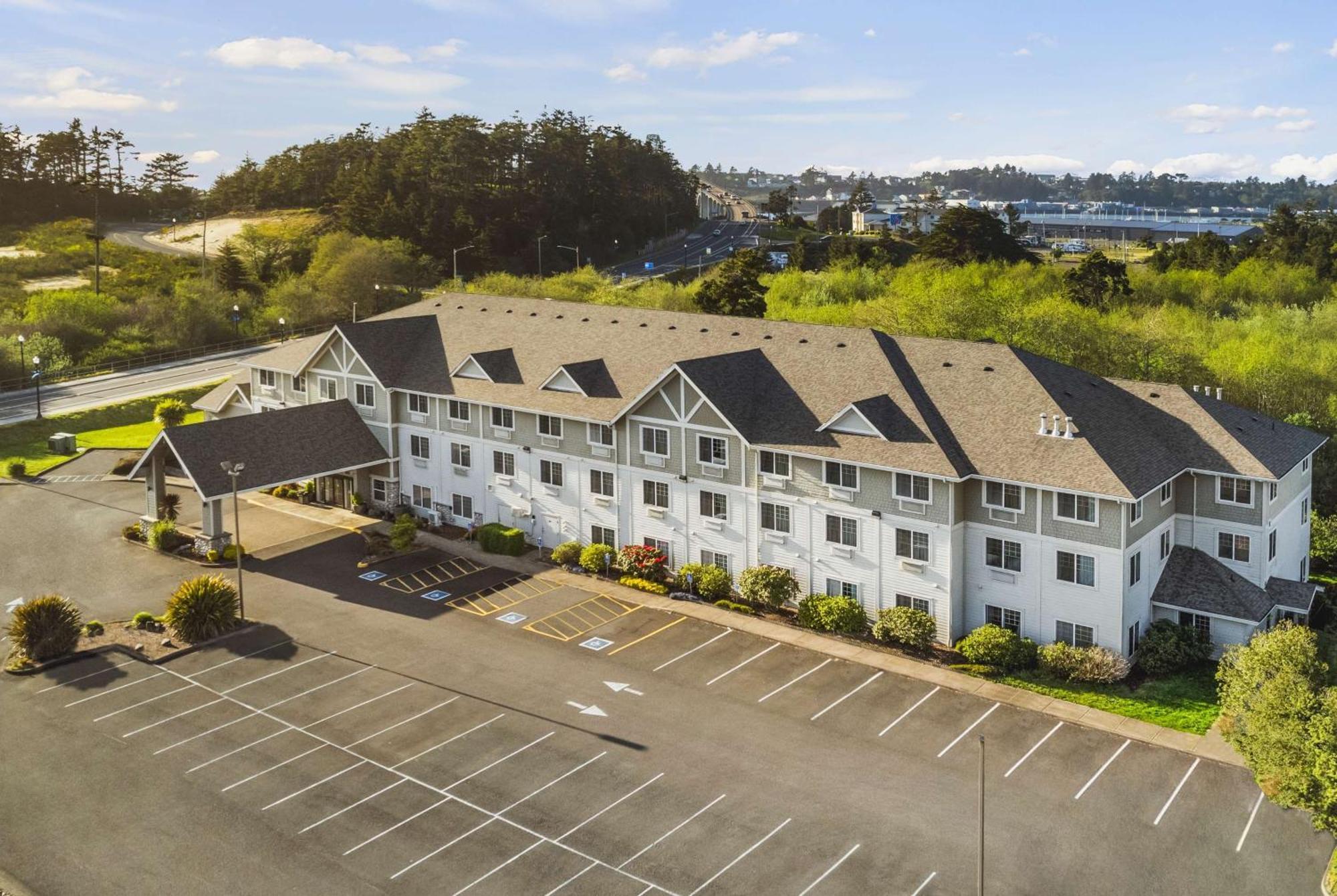 La Quinta By Wyndham Tour de Newport