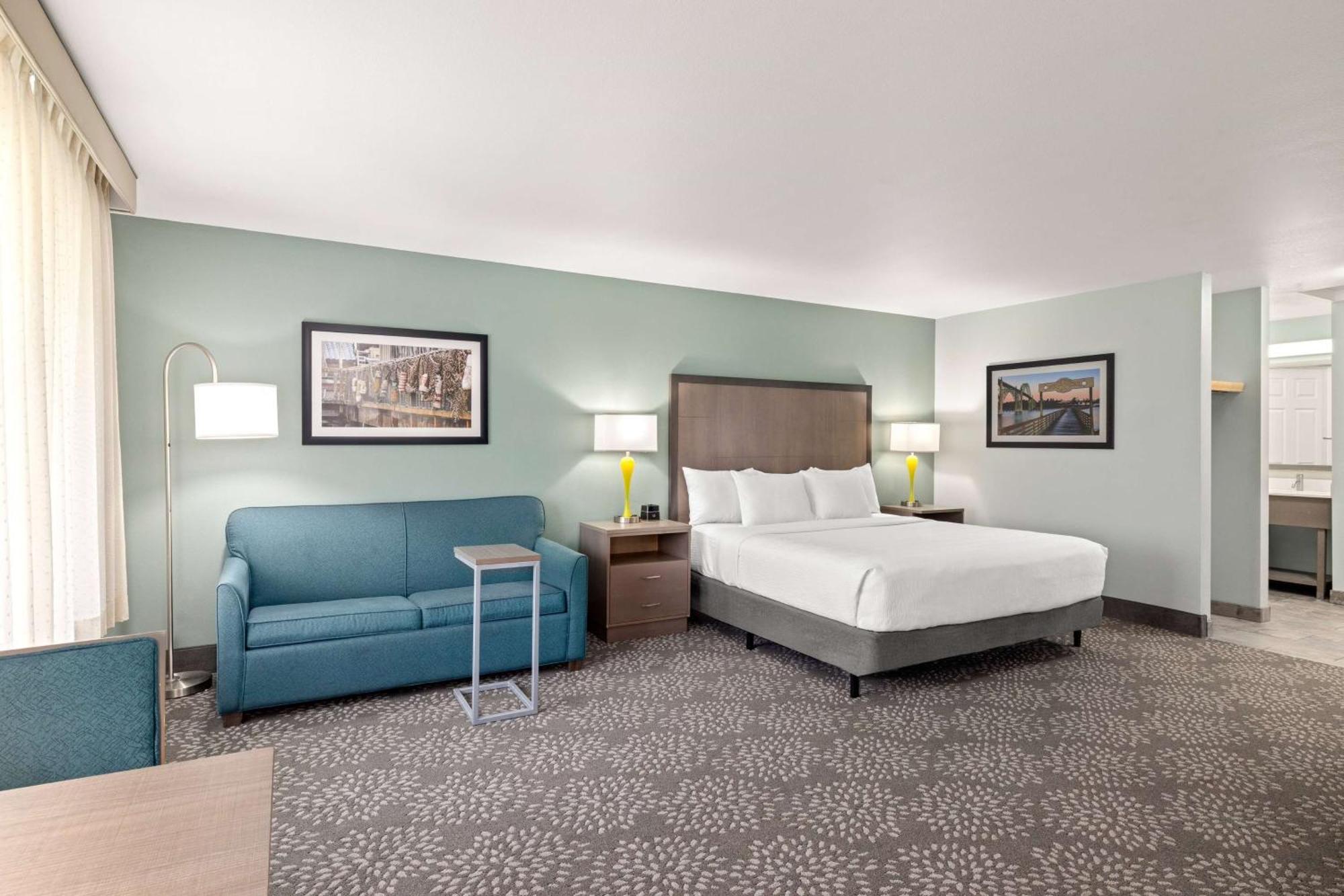 Hotel La Quinta By Wyndham 3*