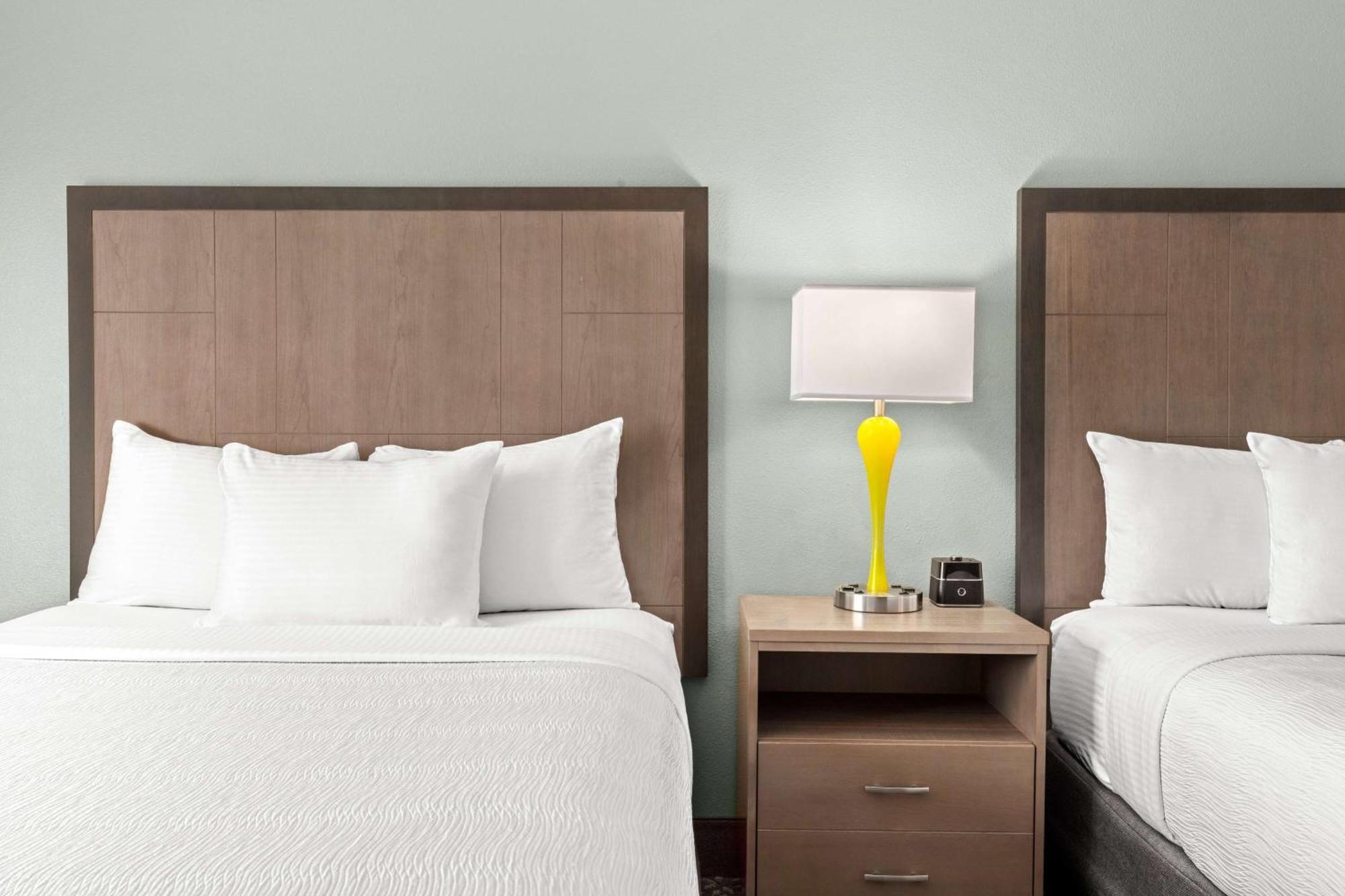 Hotel La Quinta By Wyndham 3*