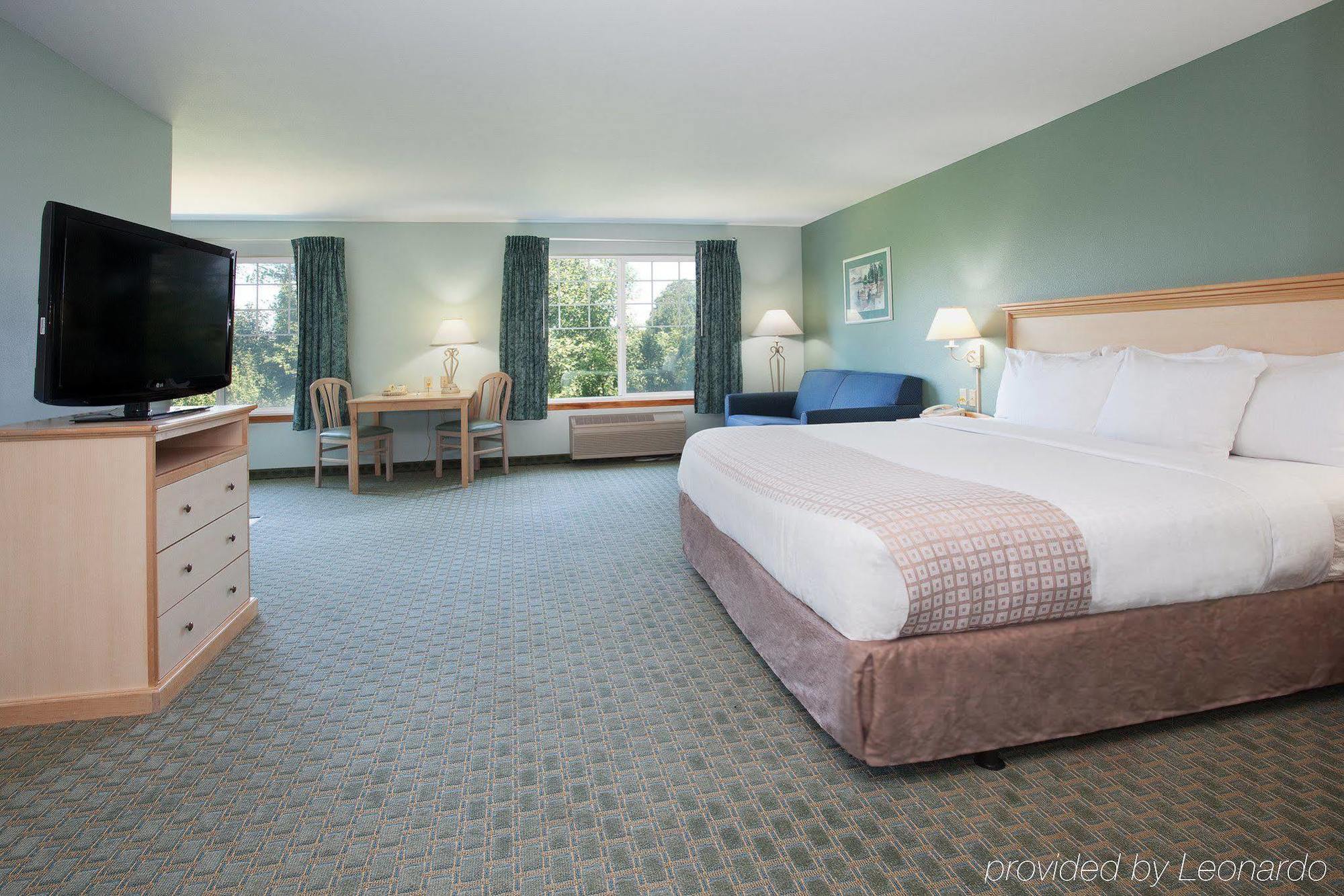 La Quinta By Wyndham Hotel